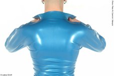 Latexová košeľa so stojáčikom - pohľad zozadu