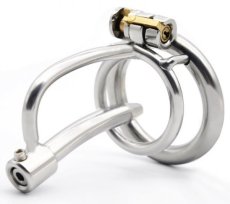 Kovový pás cudnosti s priechodnou tyčinkou do penisu 8 mm - M (krúžok 4,5 cm)