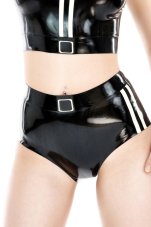 Latexové sportovní kraťasy s bílými proužky - detail