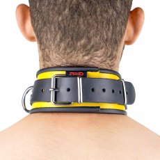 Kožený obojek "The Red" černý se žlutým lemováním