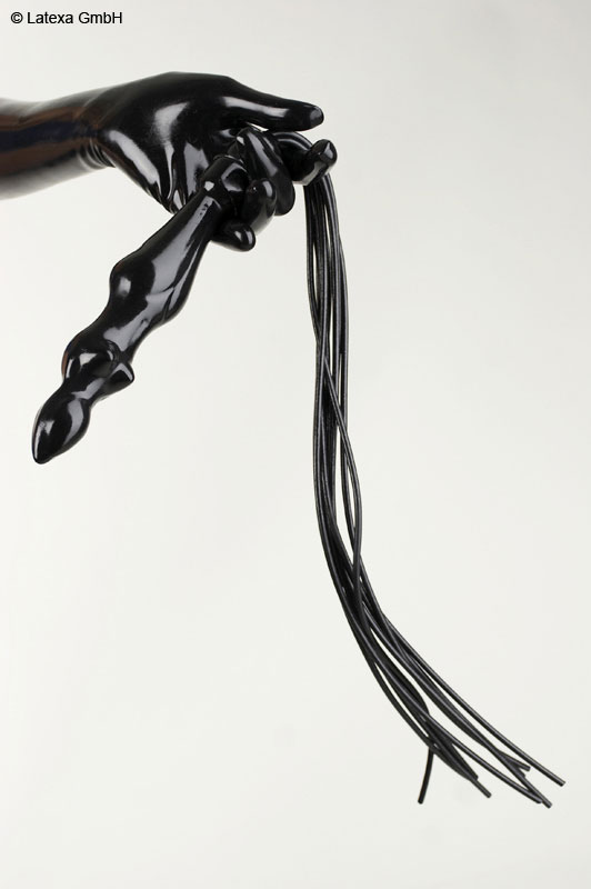 Latexové dôkazy v tvare ženského tela