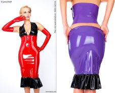 Úzká latexová sukně s řaseným dolním okrajem