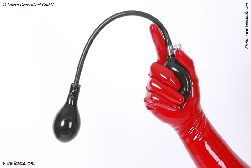 Nafukovací latexový roubík s pumpovacím balónikom