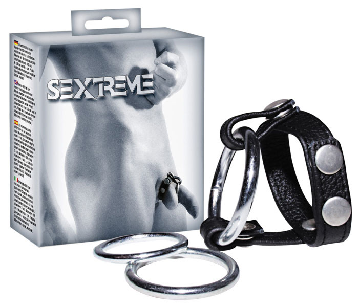 Kožený postroj na penis s kovovými krúžkami
