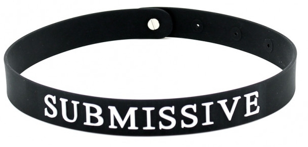 Silikónový obojok s nápisom SUBMISSIVE