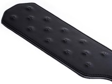 Plácačka s ostrými hroty