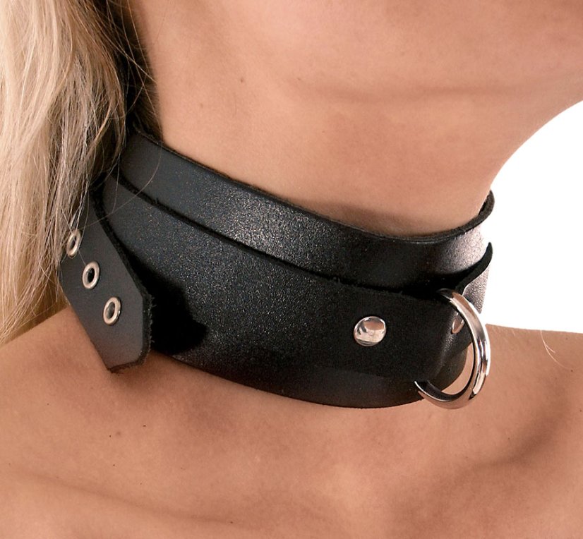 Basic leather collar