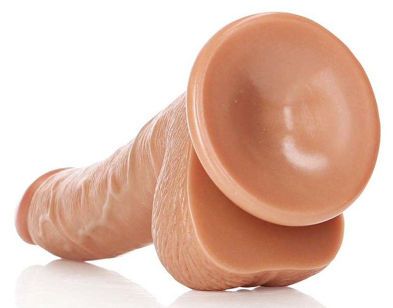 Realistické prehnuté dildo Kurt 15 x 3,7 cm Latino - gb44877