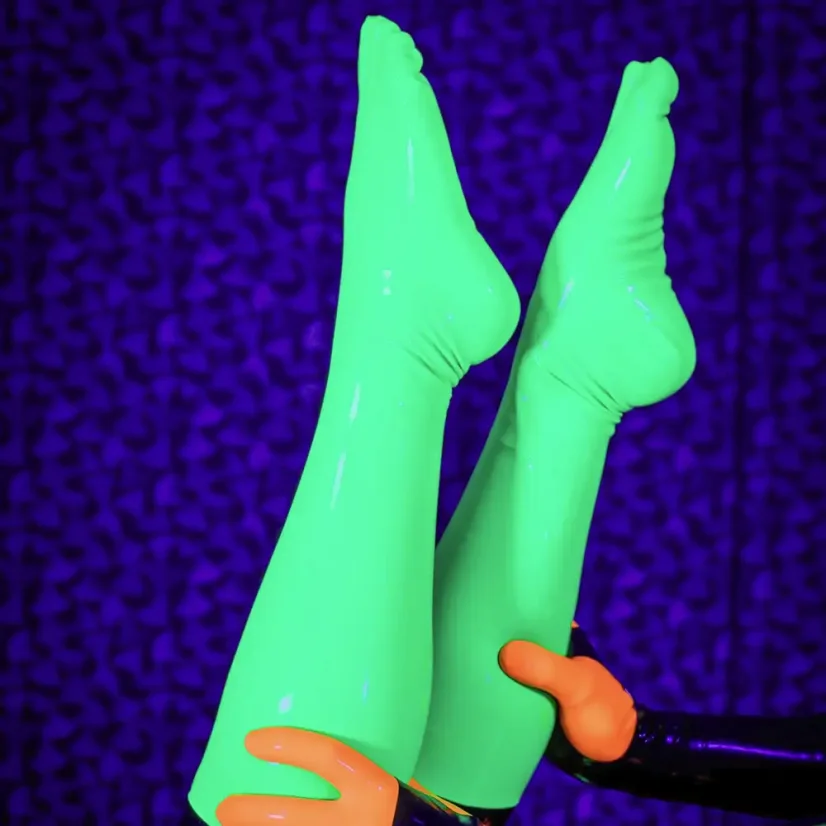 UV zelená - ultraviolet green