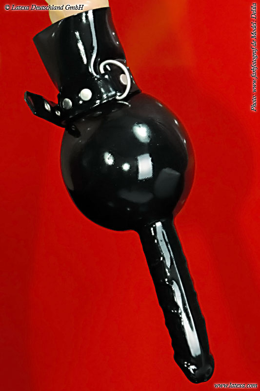 Latexové bondážne rukavice s dildom - detail D-krúžku