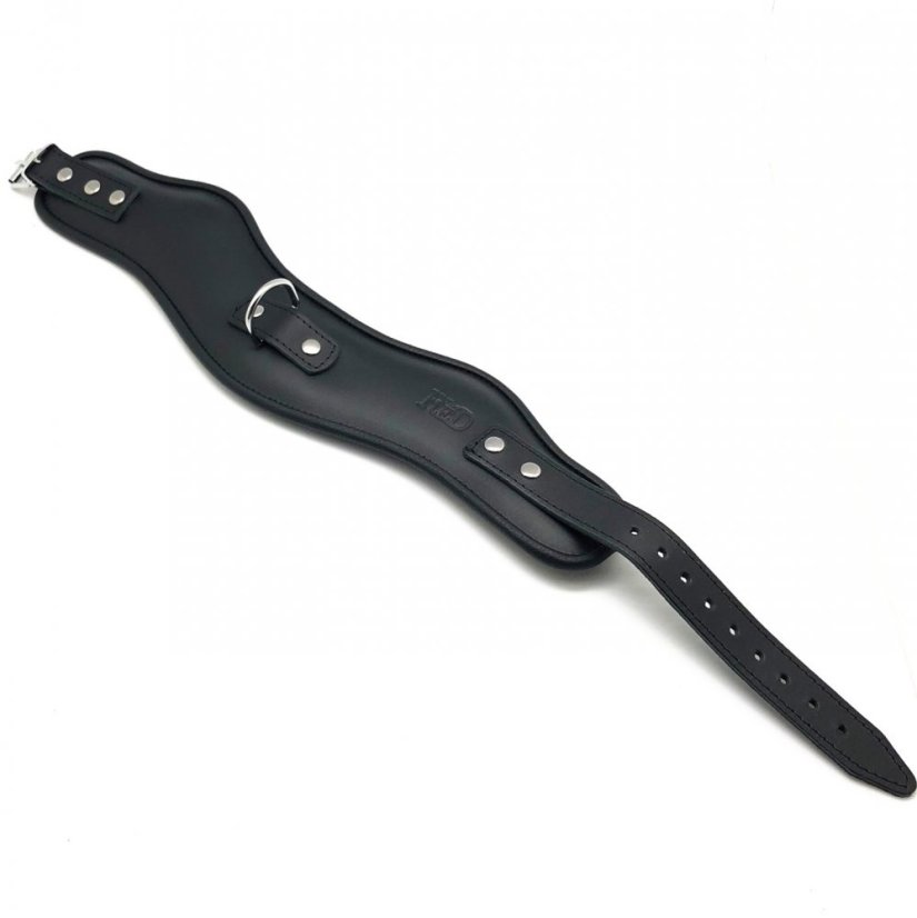 Masívny polstrovaný kožený obojok