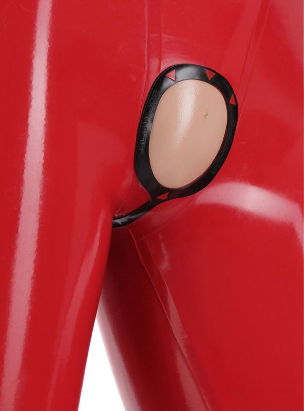 Pánske latexové kraťasy s rafinovanými otvormi - detail