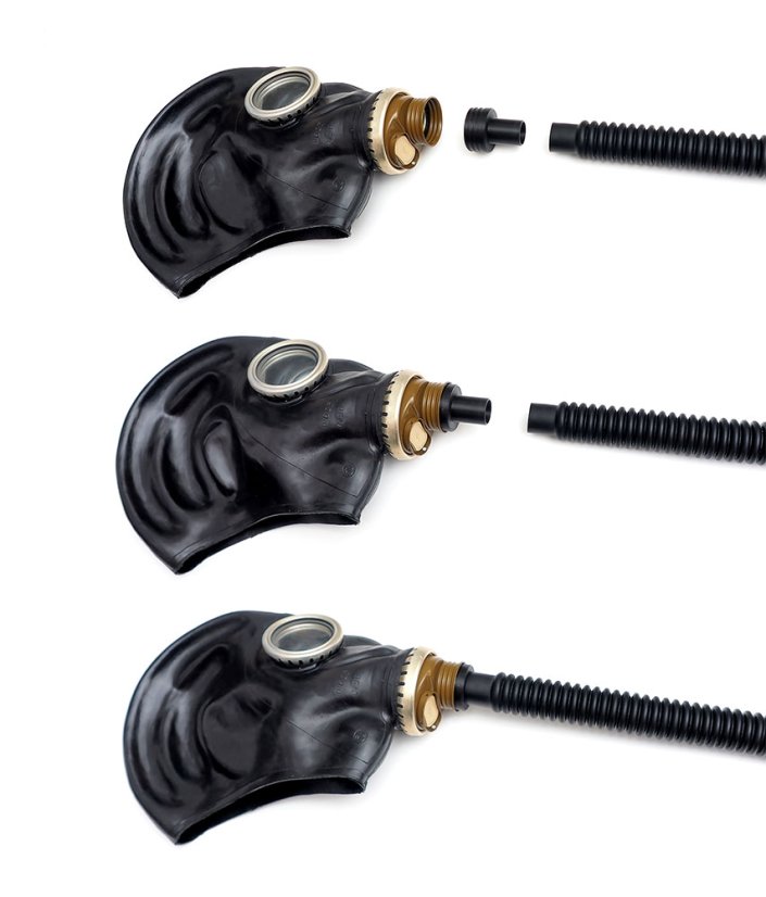 Adapter for connecting a gas mask and breathing hose - connection procedure