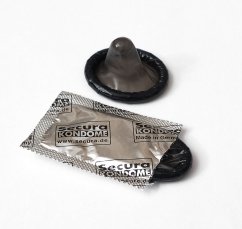 Černé kondomy