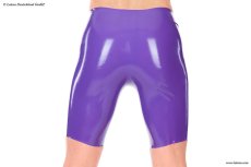 Latexové šortky unisex fialové - pohľad zozadu