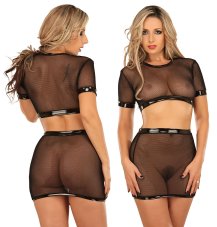 Mesh top with short sleeves and patent trimming Mesh top with short sleeves and patent trimming