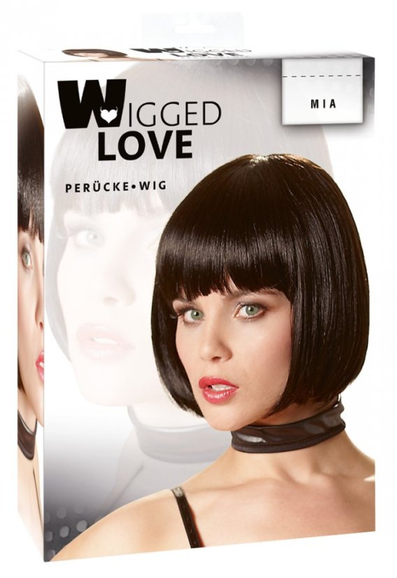 Krátka čierna parochňa pre vášnivé dračice