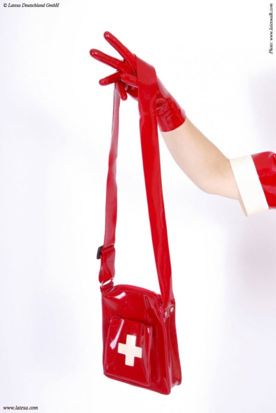 Latexová kabelka so zdravotným krížom
