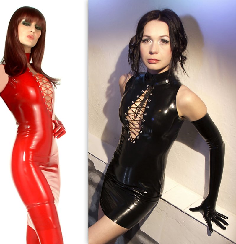 Latexové šaty so stojáčikom a šnurovaním na prsiach