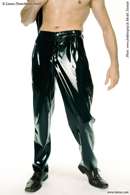 Pánske plisované latexové nohavice s prešívanými švami - detail