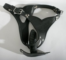 Kožené nohavičky s odopínateľným dildom