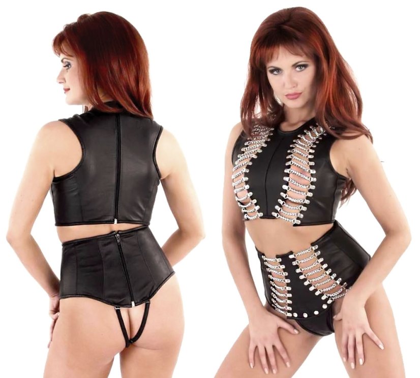 Kožený top s reťazami cez prsia