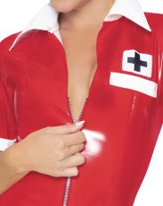 Červené lakované šaty - zdravotná sestra - detail zipsu