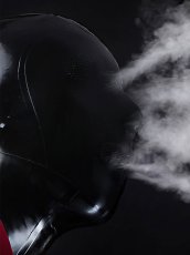 Latexová maska s mikroperforovanými otvormi - čierna