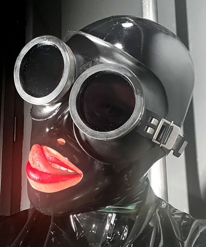 Gumové ochranné okuliare pre Heavy Rubber a fetiš - tmavé sklá